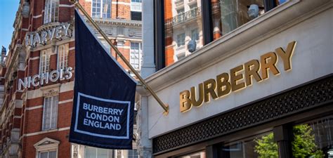 burberry campaign social media|burberry digital customer experience.